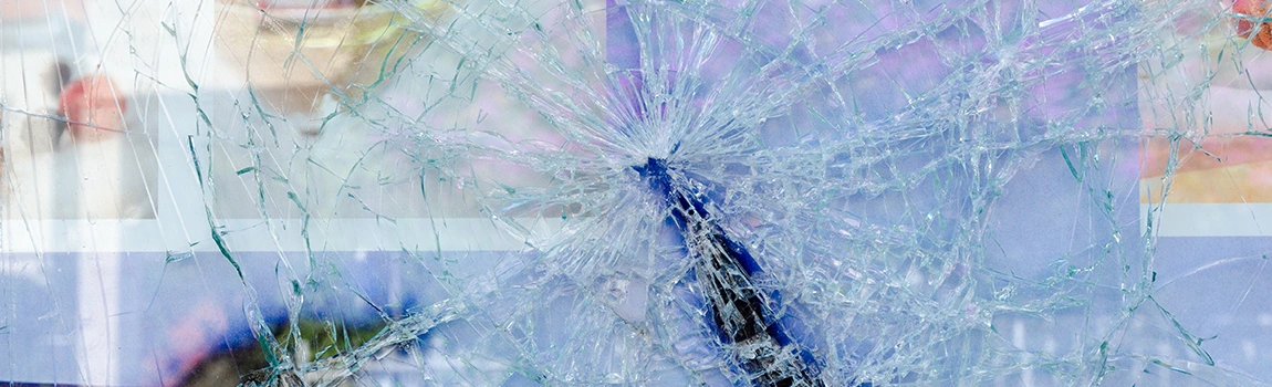 Window Broken Glass Repair in Miami, FL