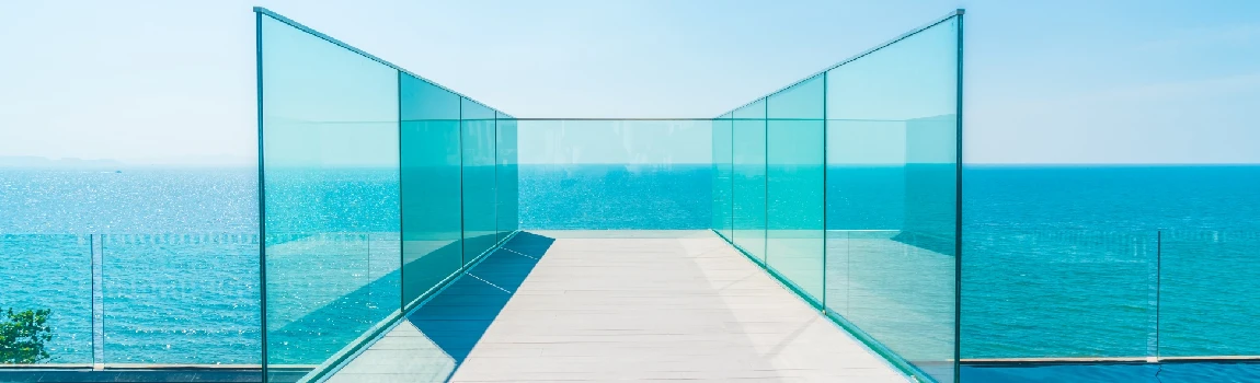 Customized Glass Pool Fence Repair Services in Miami, FL